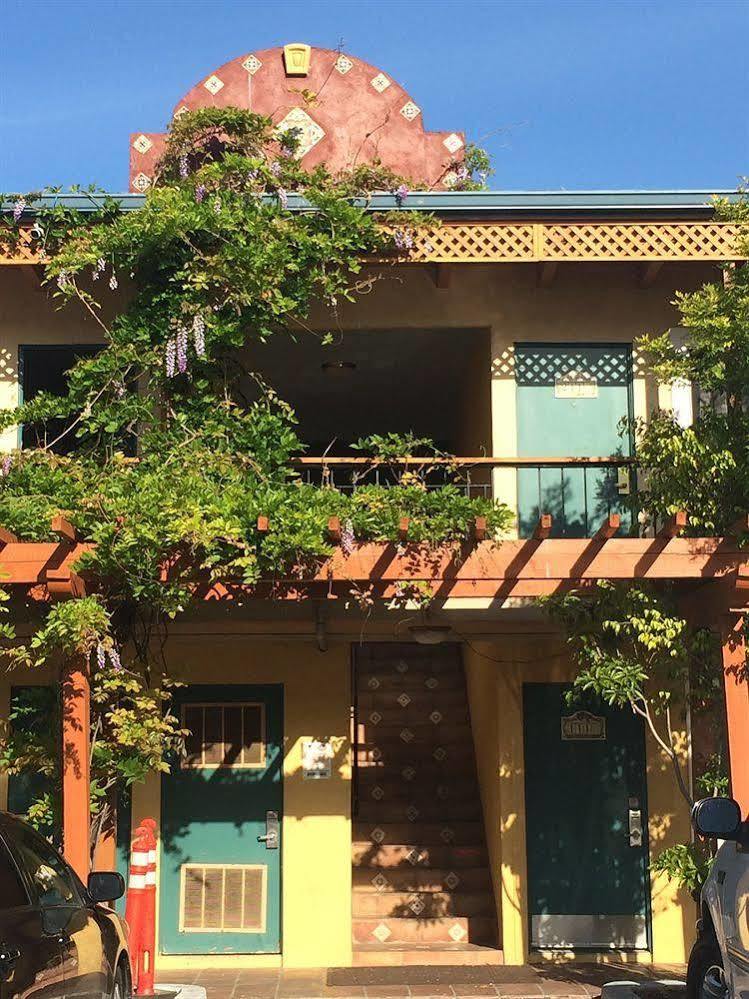 Sandyland Reef Inn Carpinteria Exterior photo